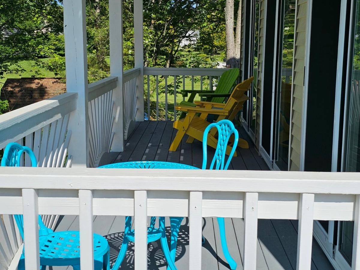 Seaside Lake-Front Cottage Madison ภายนอก รูปภาพ